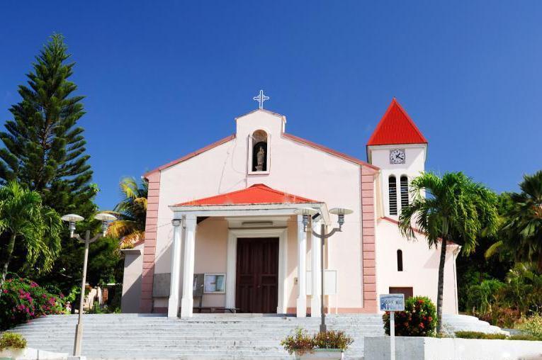 l'église de la ville de Deshaies en guadeloupe